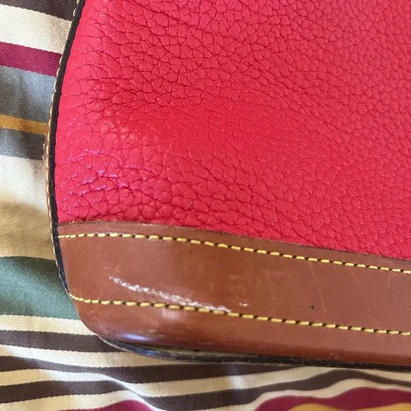 Dooney & Bourke VINTAGE AWL red large Hobo Purse - Picture 12 of 15